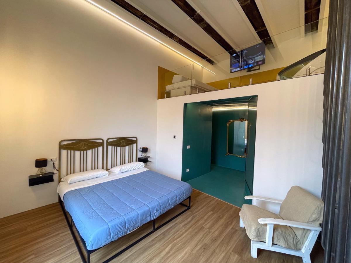 Tutt 'E Sant Luxury Rooms Nápoly Kültér fotó